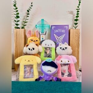 Sanrio inspired plush k-pop photocard holder Pochacco Pompompurn My Melody